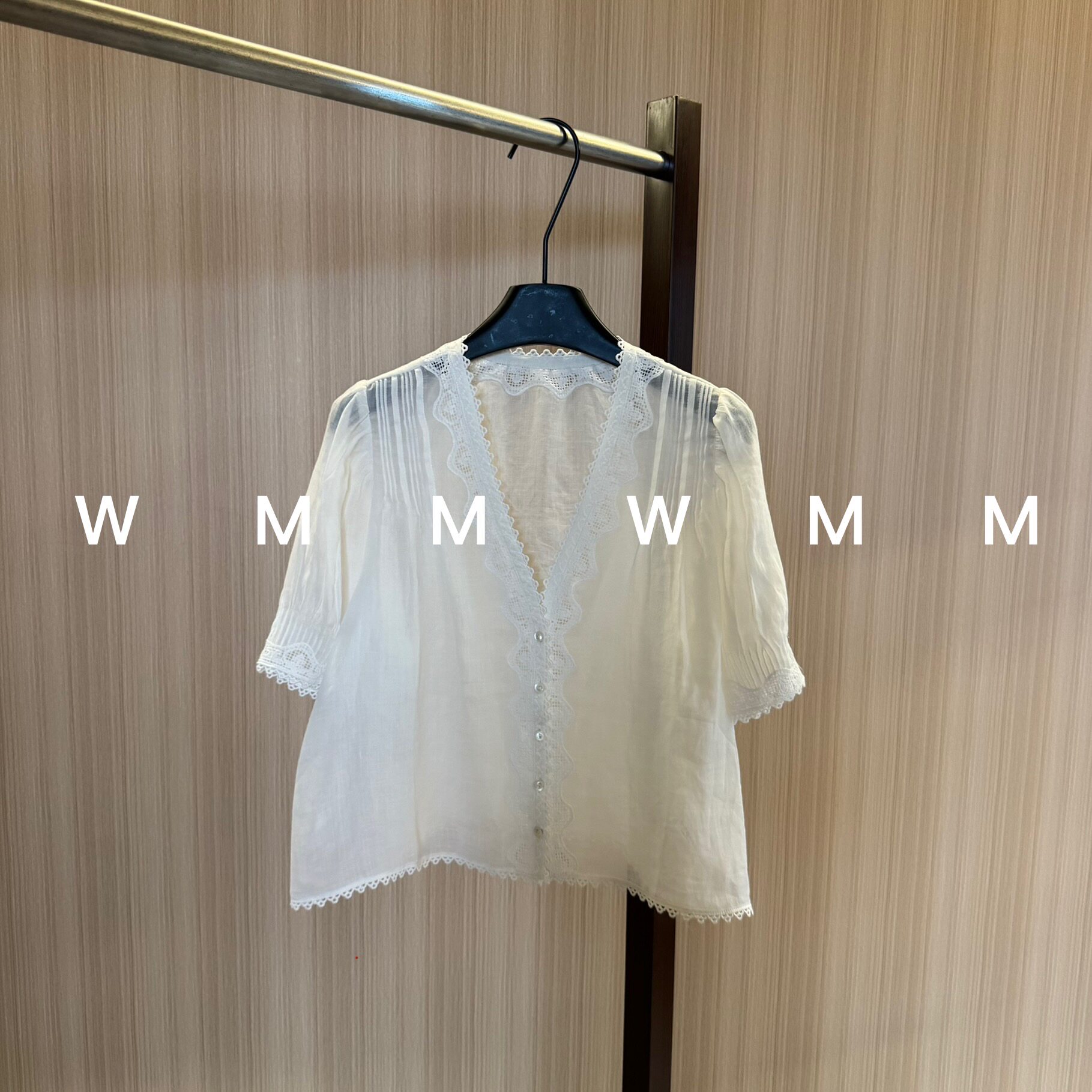 WMM南法度假风V领中袖蕾丝拼接衬衫女新款百搭韩时尚舒适简约上衣