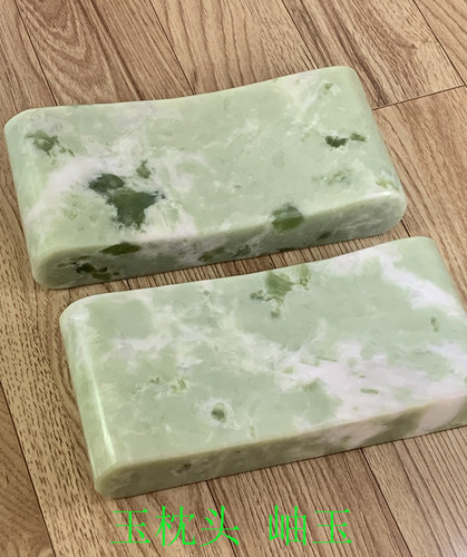 岫岩玉岫玉玉枕头翠花绿肉