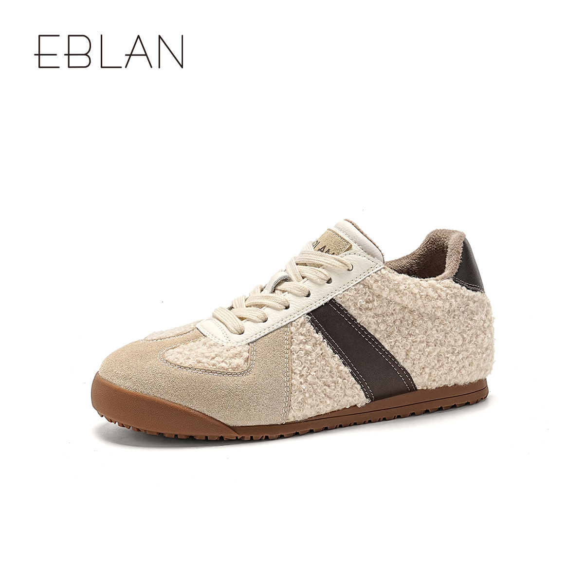 伊伴厚底增高女鞋时尚百搭