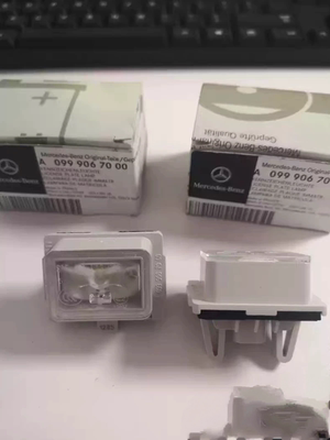 奔驰W205 W213 W222 牌照灯后牌照灯适用于奔驰W207W212后牌照灯
