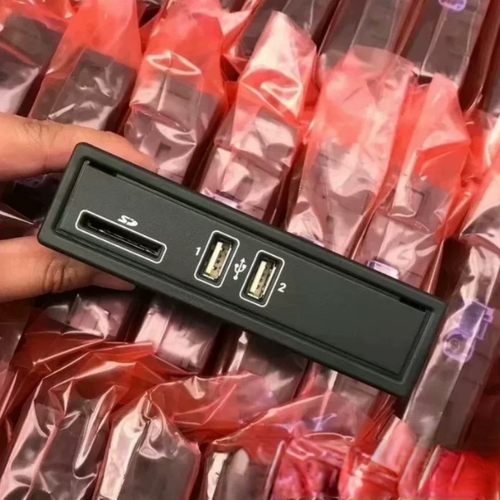 奔驰CarPlay USB座A2138200400奔驰适用于奔驰多款车型