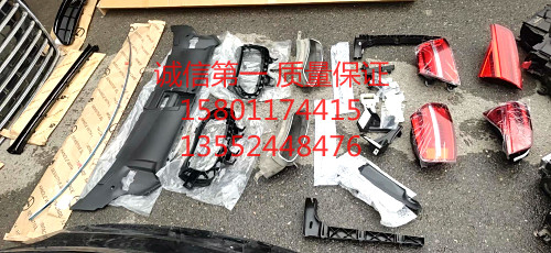 奥迪D4 A8L 升级改款D4PA套装前杠大灯中网尾灯机盖叶子板