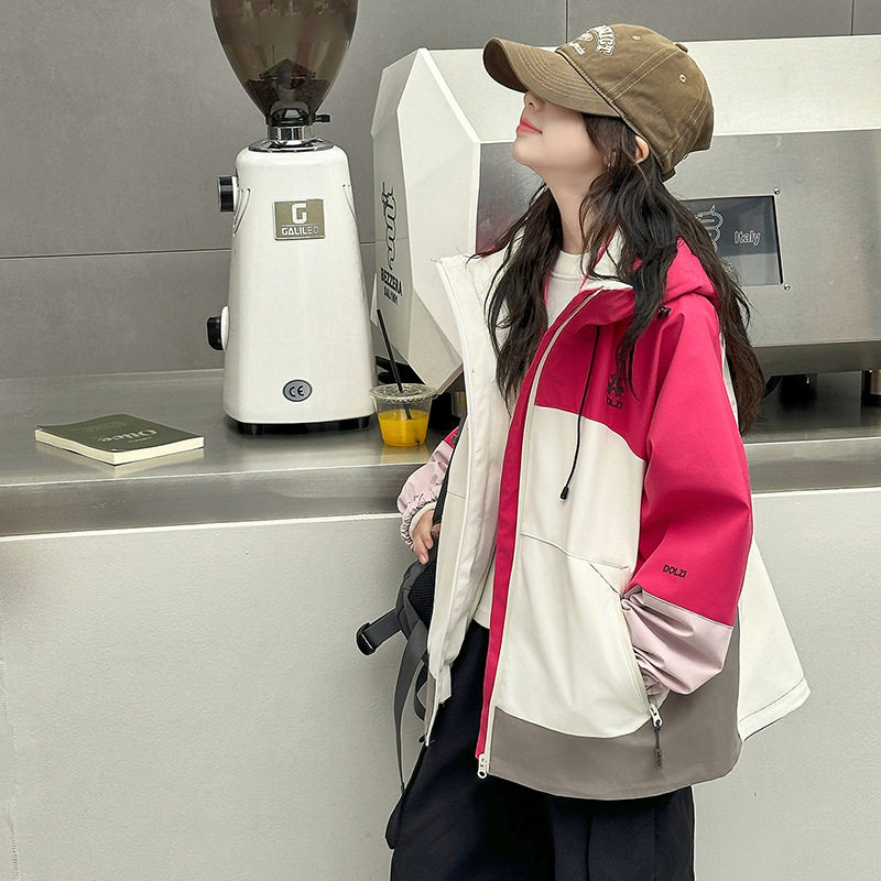 童装女童冲锋衣外套2025秋冬新款儿童中大童洋气拼色加厚风衣学生