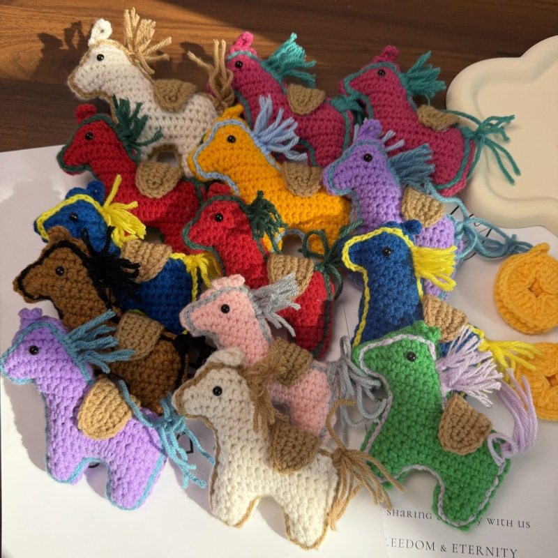 手工编织diy材料包毛线钩针可爱小马挂件自制生日礼物送朋友闺蜜,服饰配件/皮带/帽子/围巾,DIY编织材料包,淘宝优惠券,粉丝福利购,淘宝优惠卷