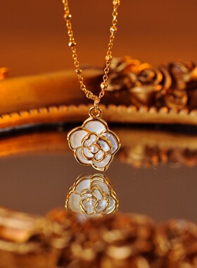 小香风复古山茶花项链精致花朵吊坠锁骨链轻奢时尚颈链高级感气质