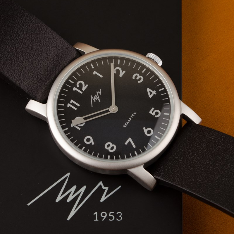 LUCH简约机械中性时尚超薄真皮