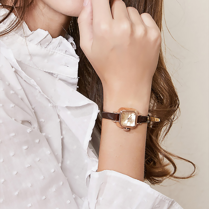 正品韩版防水皮带小巧精致手表