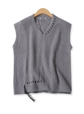 针织刺绣马甲春季新款外贸女装时尚百搭鸡心领宽松无袖背心16506