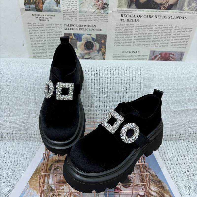 欧货超火厚底增高乐福鞋女2025新款金丝绒水钻一脚蹬时尚小皮鞋潮