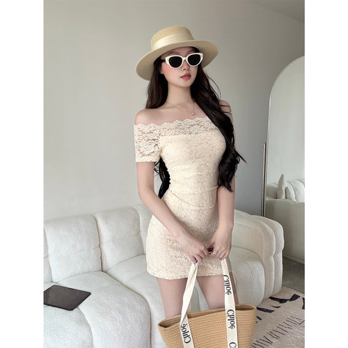 高段位裙~夏季气质名媛风收腰显瘦蕾丝短袖一字肩连衣裙包臀短裙