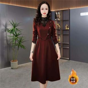 连衣裙2025新款今年流行爆款冬季时尚减龄轻奢高级提花红色显瘦