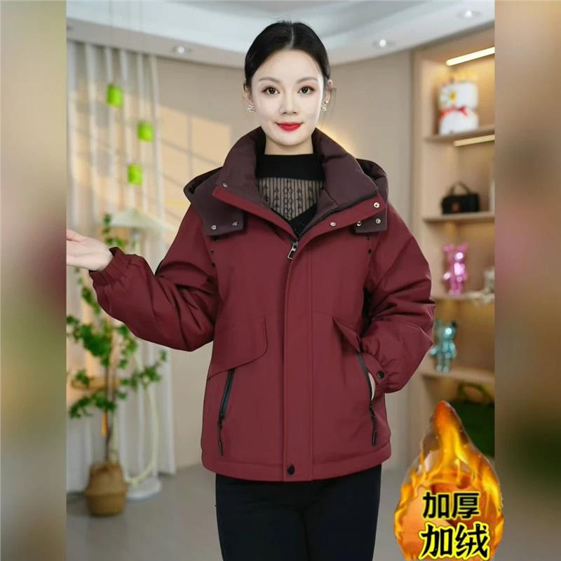 2025新款今年流行爆款冬加绒加厚女士防风百搭连帽保暖派克服外套