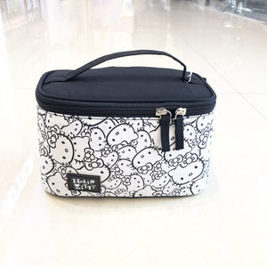 Hello Kitty化妝包价格 Hello Kitty化妝包图片 星期三
