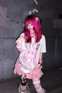 T恤软妹纯棉上衣女 漫画风宽松短袖 断片小说 原创二次元