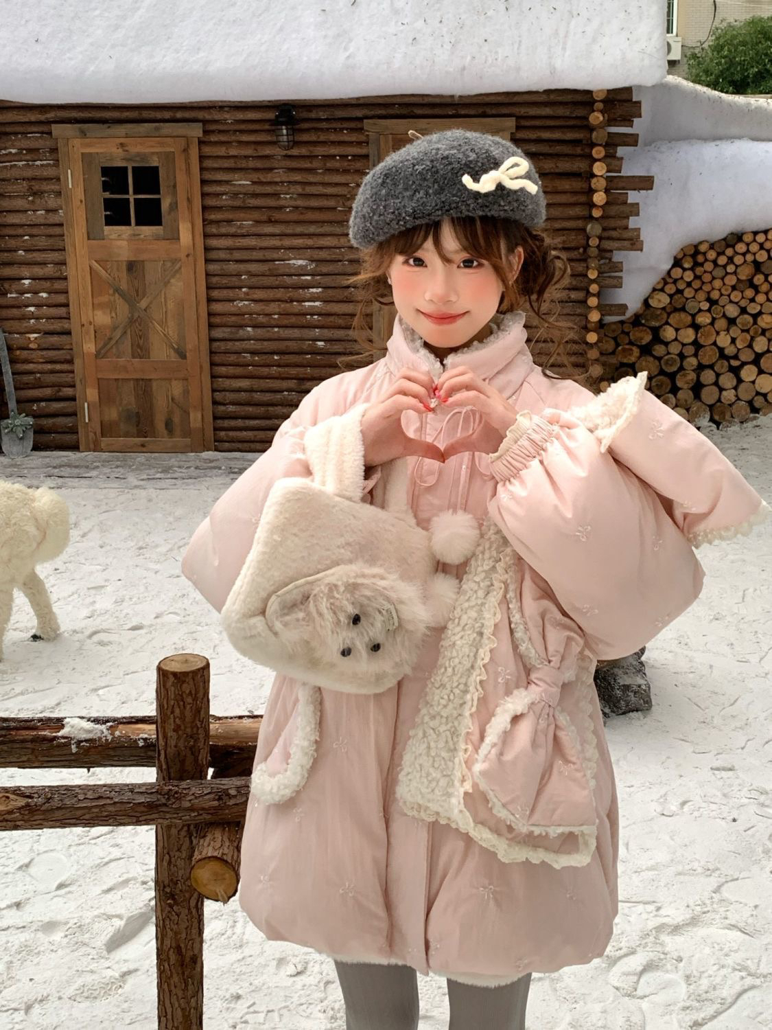 奶油慕斯日系甜美棉服蝴蝶结刺绣围巾外套女冬季新款加厚保暖棉衣