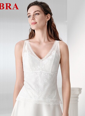 安莉芳旗下E-BRA纯色蕾丝背心带杯性感v领内搭打底上衣女KD00076