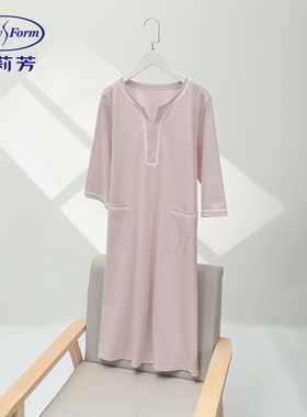 安莉芳夏季女士丝光纯棉舒适圆领小V开口中袖睡裙家居裙EL00720
