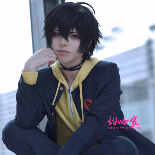 黑色短发催眠麦克风