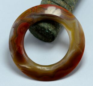 战国红缟玛瑙环九线棱古玉佩饰风化包浆润亮精品古董玉器收藏放漏