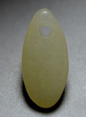 文化期高古老和田玉吊坠水滴形大孔项饰玉斧挂坠精品古董玉器挂饰