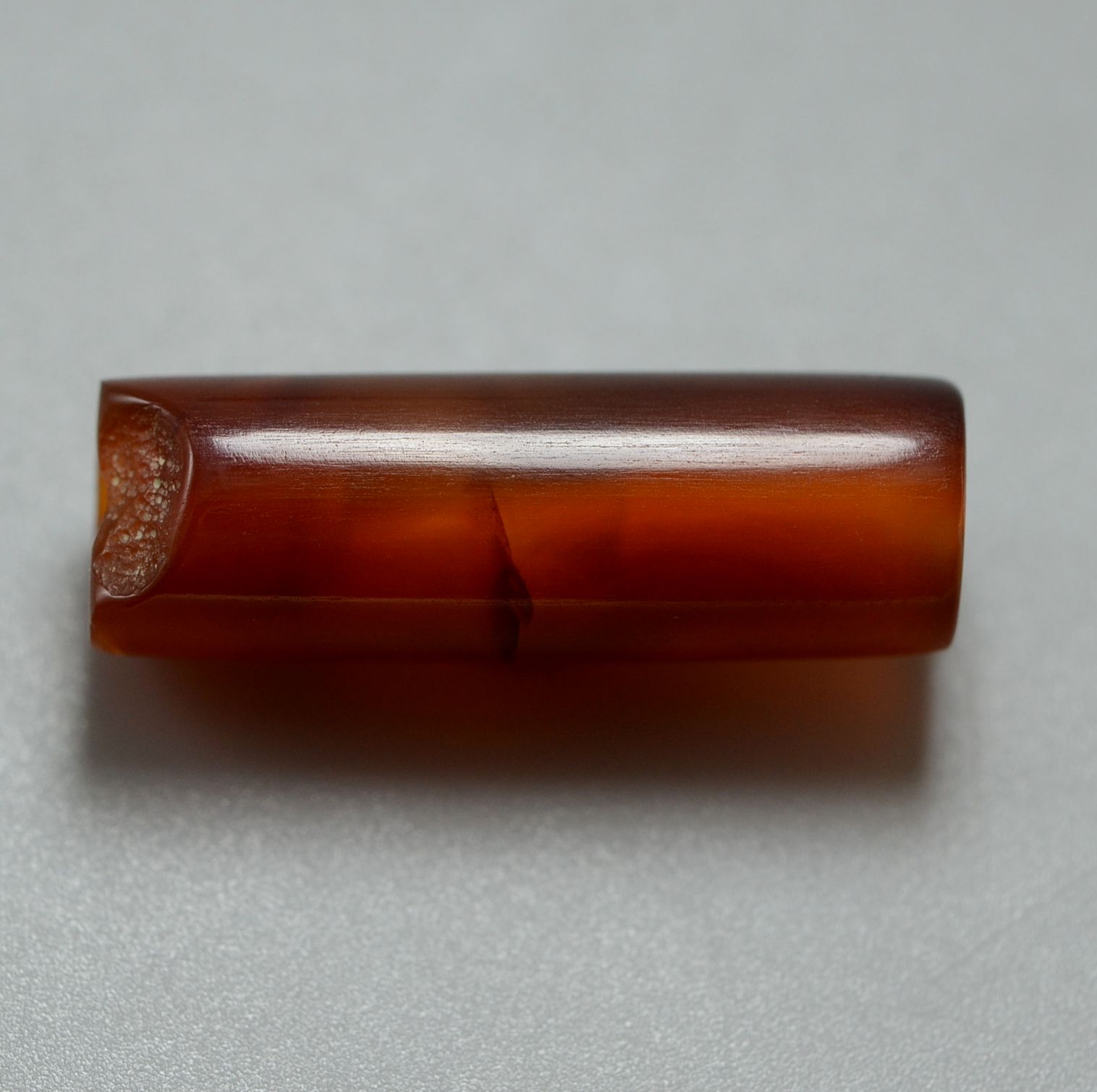 大孔管子项饰酒红玛瑙管高古珠