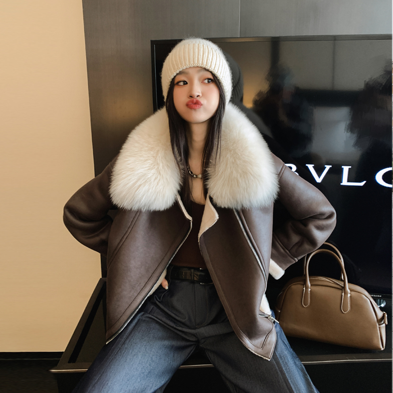 环保狐狸毛领皮毛一体仿羊羔毛皮草外套女短款羊剪绒大衣冬季新款,女装/女士精品,皮草,淘宝优惠券,粉丝福利购,淘宝优惠卷