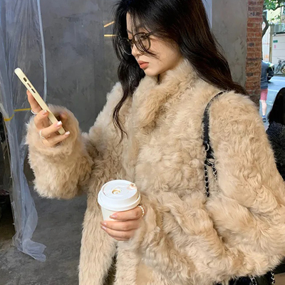 皮草“韩风托卡”皮毛一体外套女