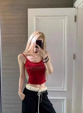 吊带背心女夏季新款小众设计感韩版辣妹红色字母修身无袖上衣女潮
