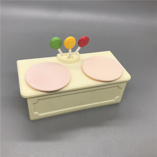 日本外贸日本 玩具便宜清仓公仔散货配件灯光大桌子+配件D19