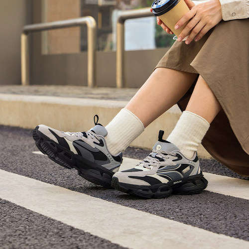 361度橡胶大底休闲鞋老爹鞋