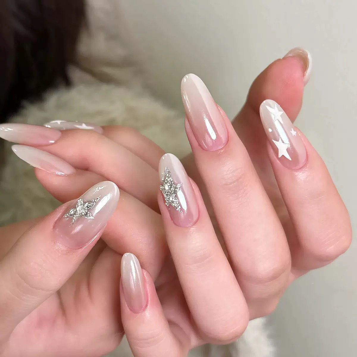 手工穿戴甲海莉美甲法式极光ins