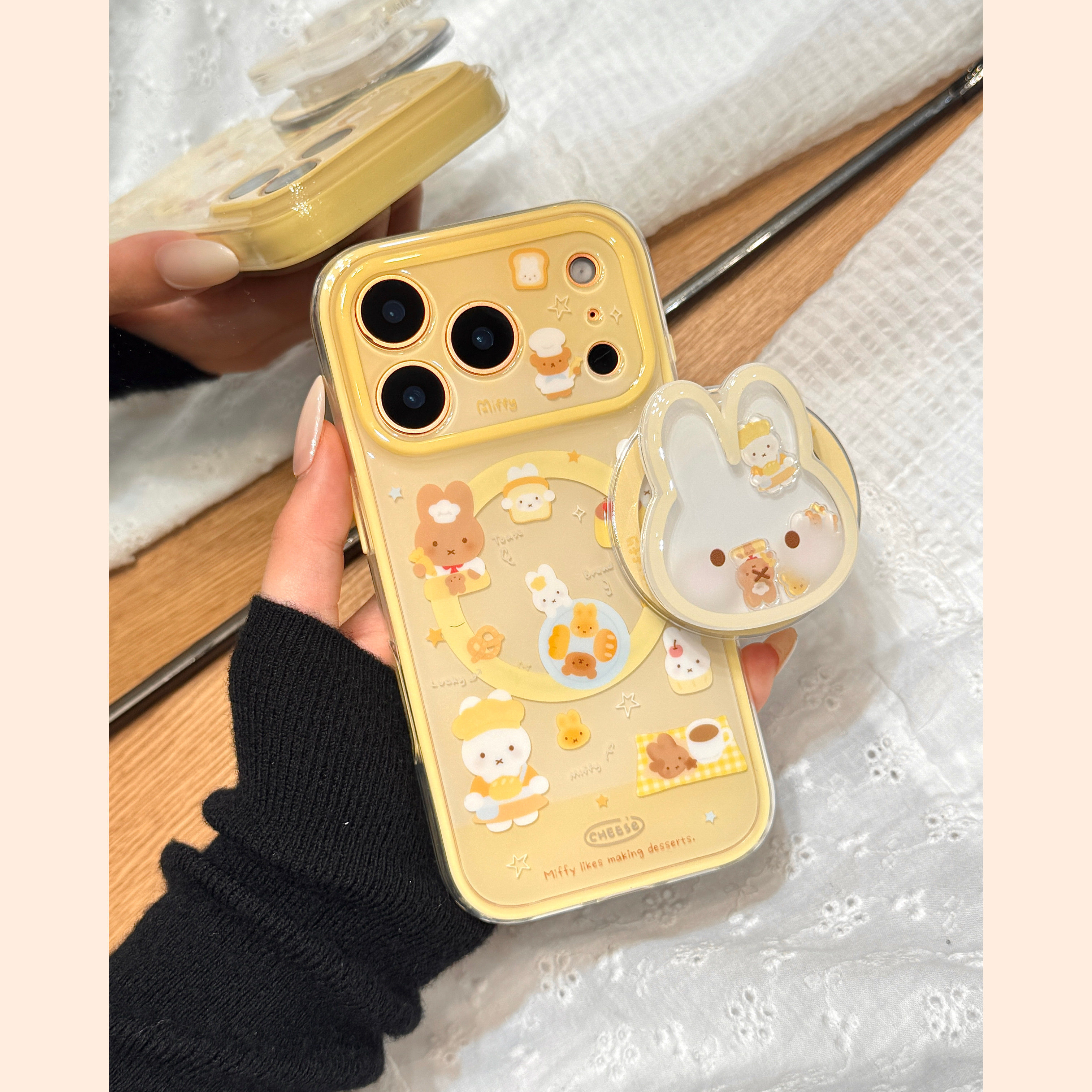 可爱油画甜品米菲兔摇摇乐磁吸支架适用于iphone17promax苹果14手机壳15新款16pro女13二合一17pm硅胶防摔套