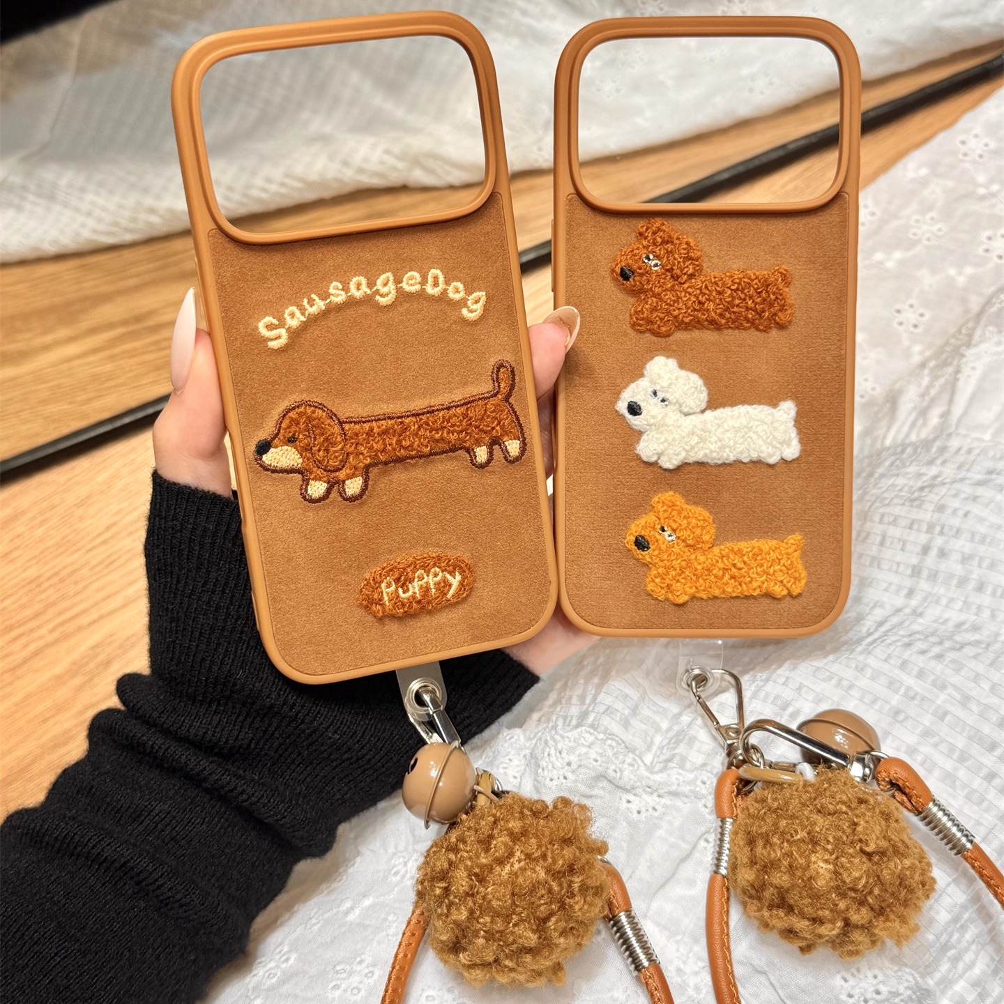 秋冬季美拉德风绒布毛绒刺绣狗狗手拎皮绳适用于iphone17promax苹果14手机壳15新款16pro女13情侣17pm防摔套