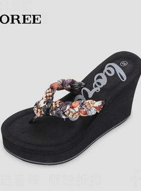 宝人坡跟凉拖女2026新款10cm拖鞋花布时尚外穿水钻链条厚底人字拖