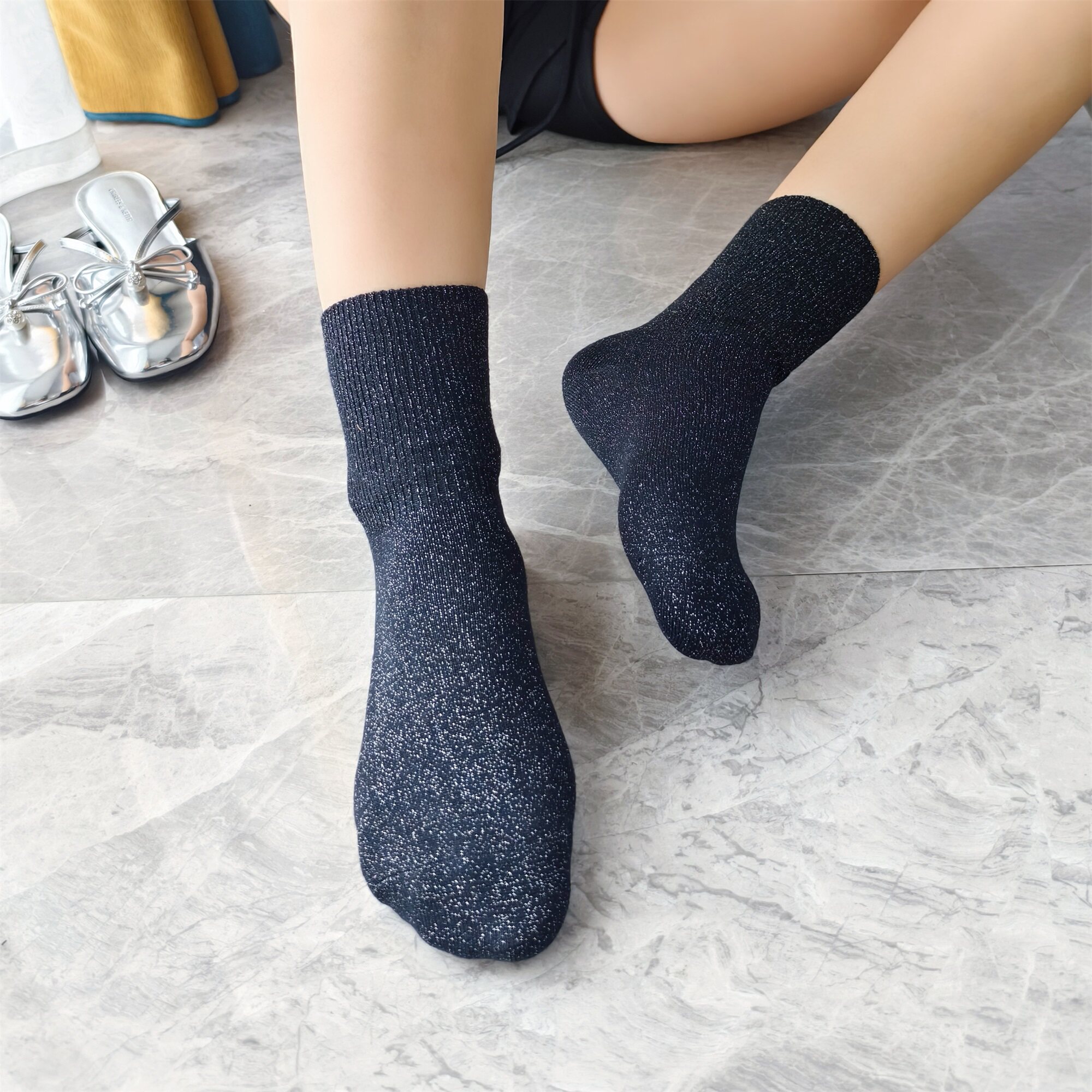 春夏薄款双针金银丝袜子银葱透气时装秀中筒袜个性森系男女运动袜