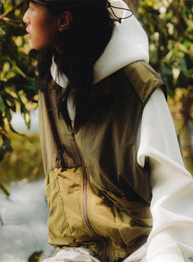 FTMD小屁孩 24SS FUTUREMADE STUDIO 橄榄色拼接双口袋马甲