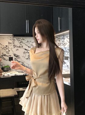 Arrebol翡翡玉润贵气感千金荡领绑带上衣/花边百褶裙裤两件套女