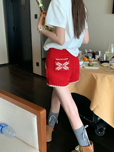 cici酱原创自制周美美新年圣诞红色针织短裤甜美可爱百搭显瘦ins