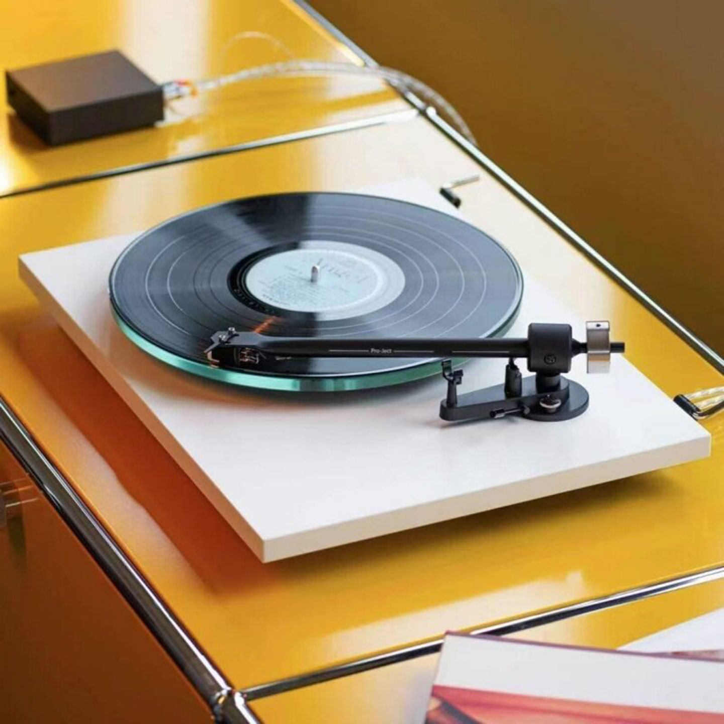 奥地利宝碟 Pro-ject T2W Wifi 无线连接内置唱放黑胶唱机留声机