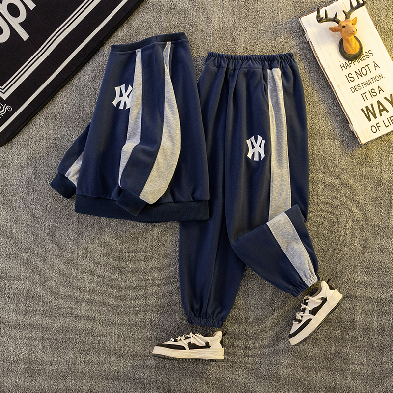 休闲纯棉两件套春秋季帅气男童装