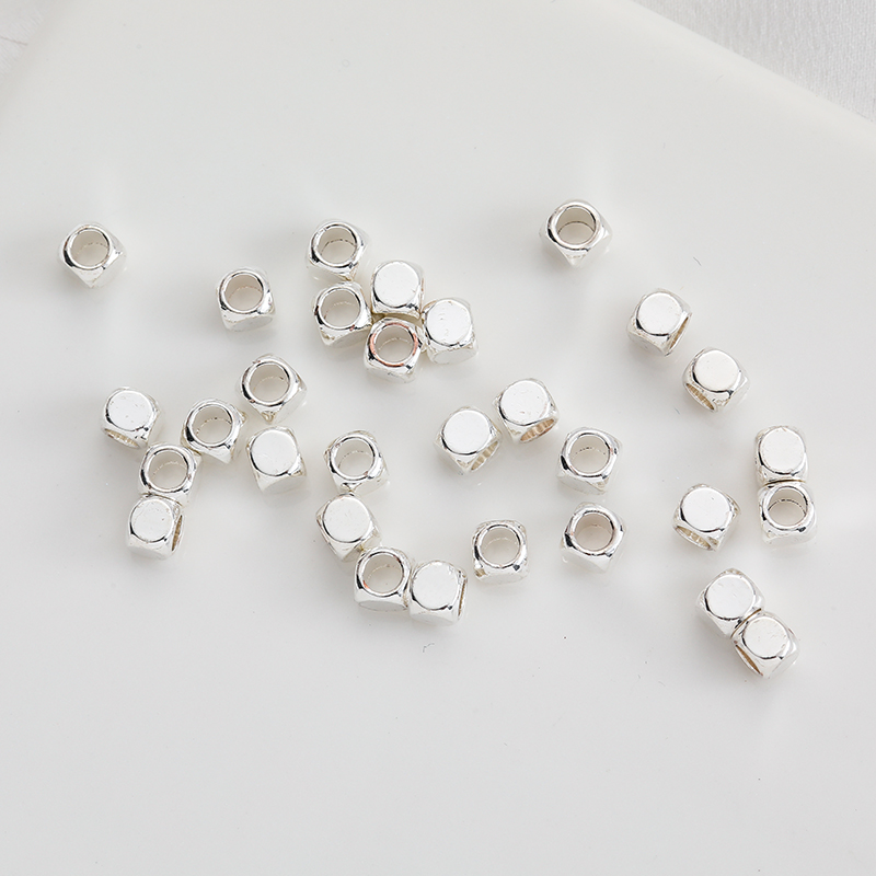 临兰铜镀银保色隔珠配饰