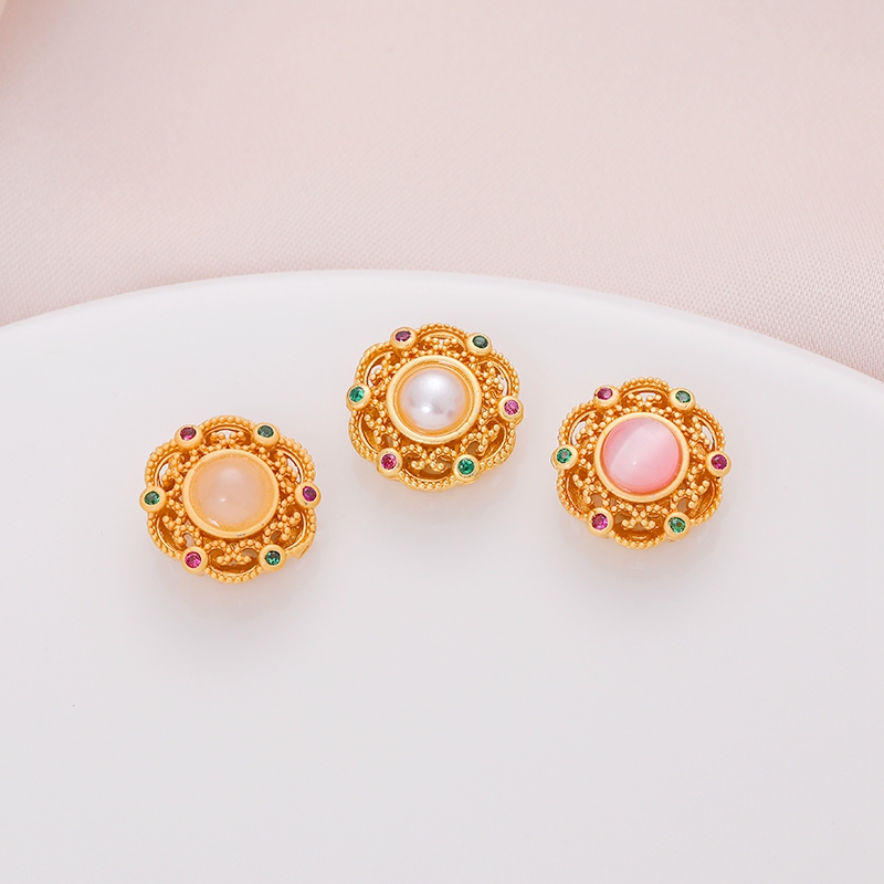 临兰包金镀金镂空配饰配珠