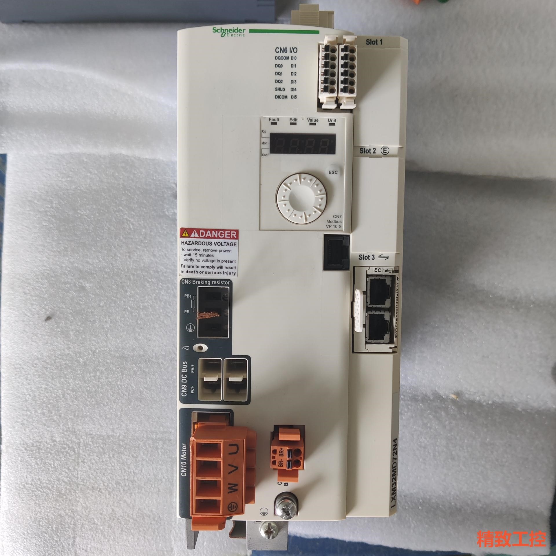 议价：施耐德驱动器成色很好  lXM32MD72N4 功能完好 议