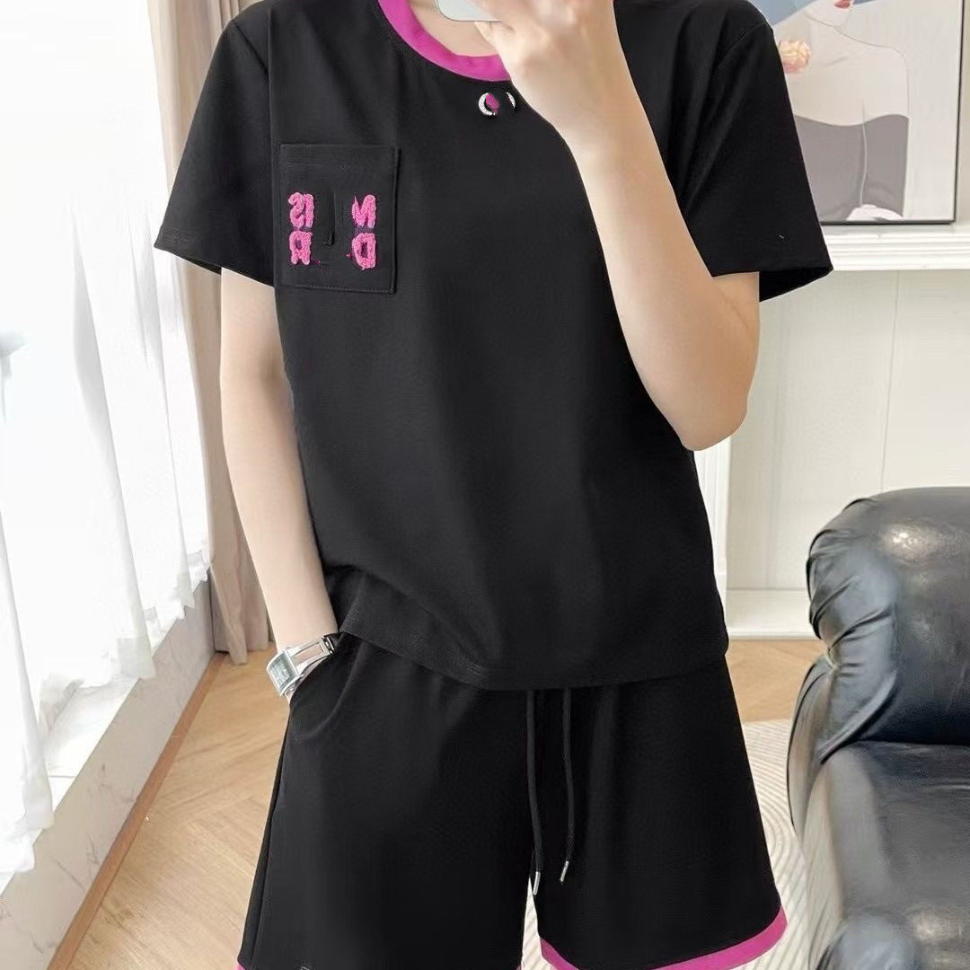 2026春夏新款圆领短袖T恤+松紧腰短裤休闲减龄套装毛巾绣金属扣,女装/女士精品,时尚套装,淘宝优惠券,粉丝福利购,淘宝优惠卷