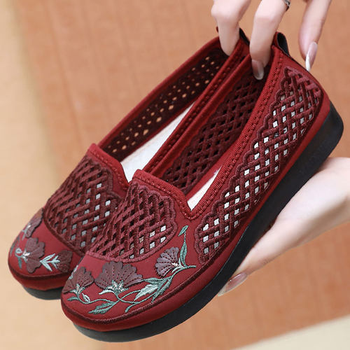 老北京布鞋女网面妈妈透气夏季刺绣花一脚蹬老人鞋轻便舒适奶奶鞋