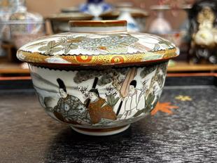 日瓷传世老九谷烧老盖碗。纯手绘，画工细腻栩栩如生。收藏佳品。