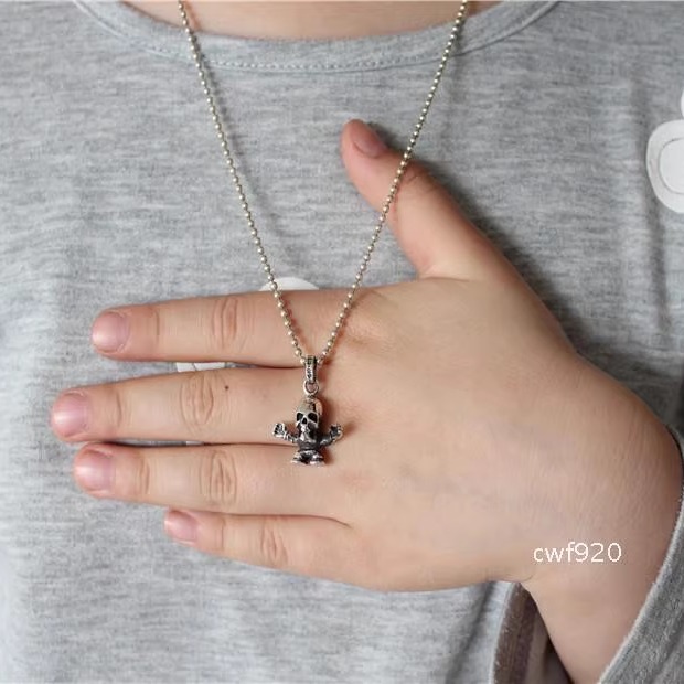 925纯银潮牌吊牌骷髅人复古气质网红同款男女款吊坠