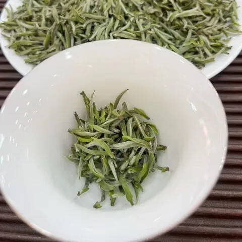 茶叶白茶老树白豪银针散茶荒野特级白毫银针高山福建白茶2025年