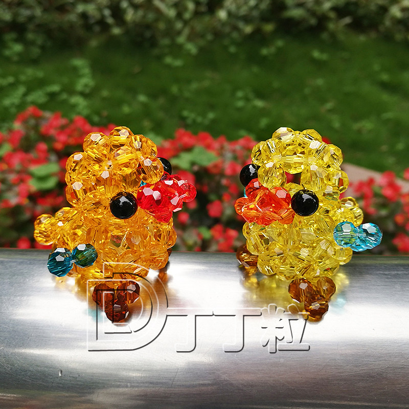 手工串珠水晶小鸡迷你摆件编织珠子生肖鸡桌面小摆设玻璃橱窗饰品