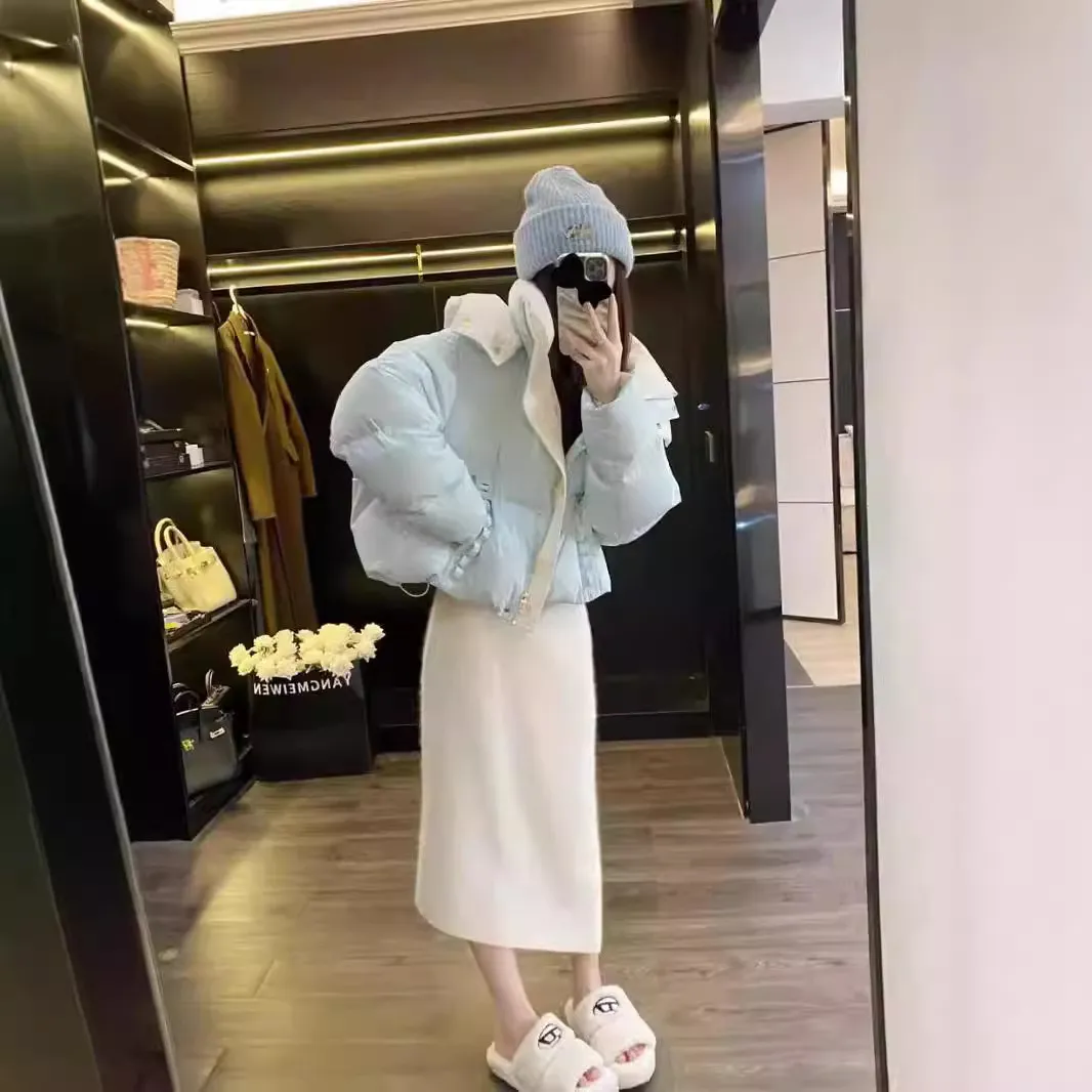 白鸭绒小香风短款奶蓝色羽绒服